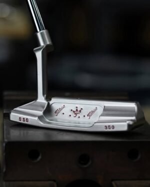 Timeless Crown Putter